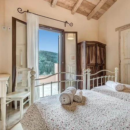 Mastrogiannis Lemonia Villa *